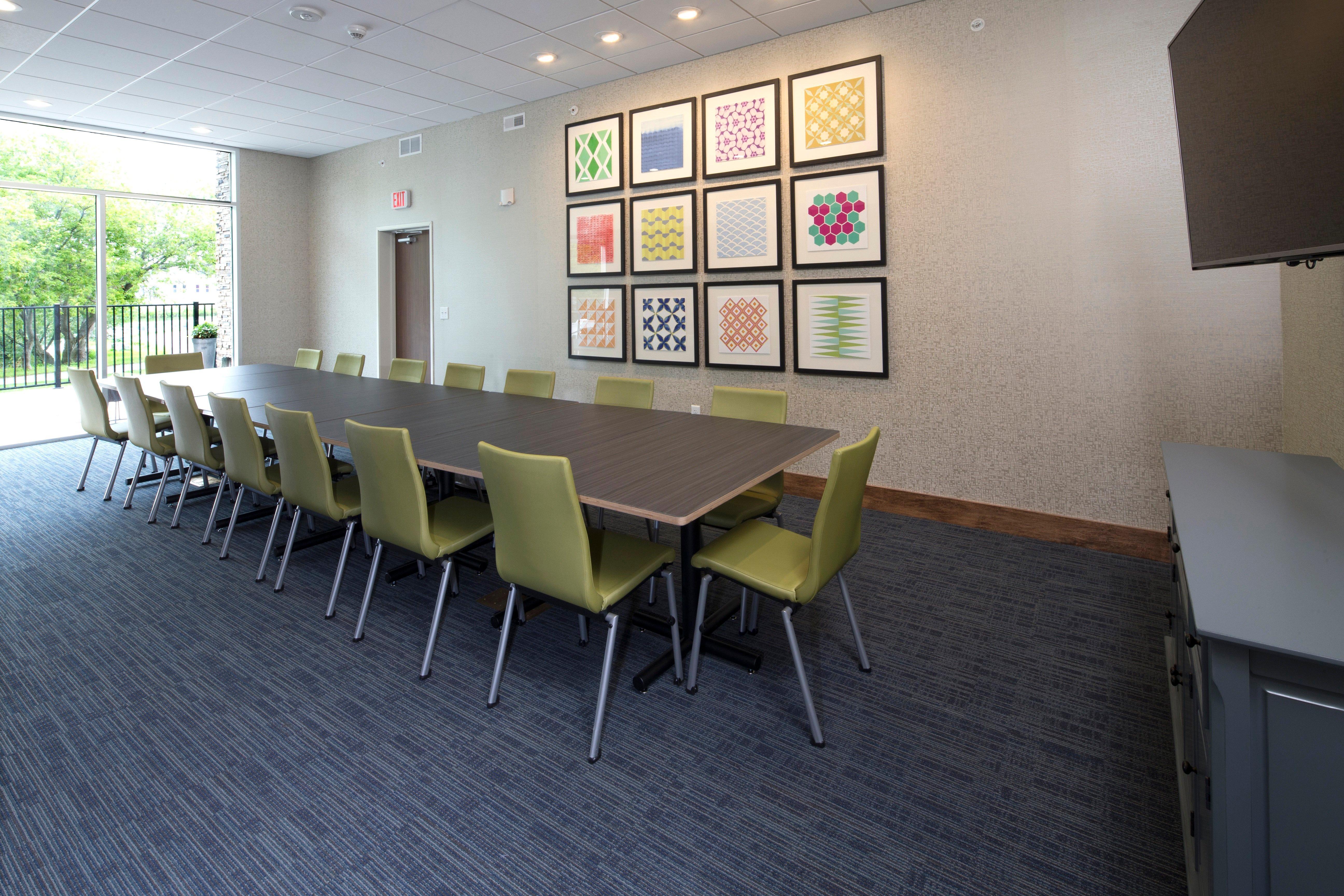 Holiday Inn Express & Suites Alpena - Downtown By Ihg Exterior photo