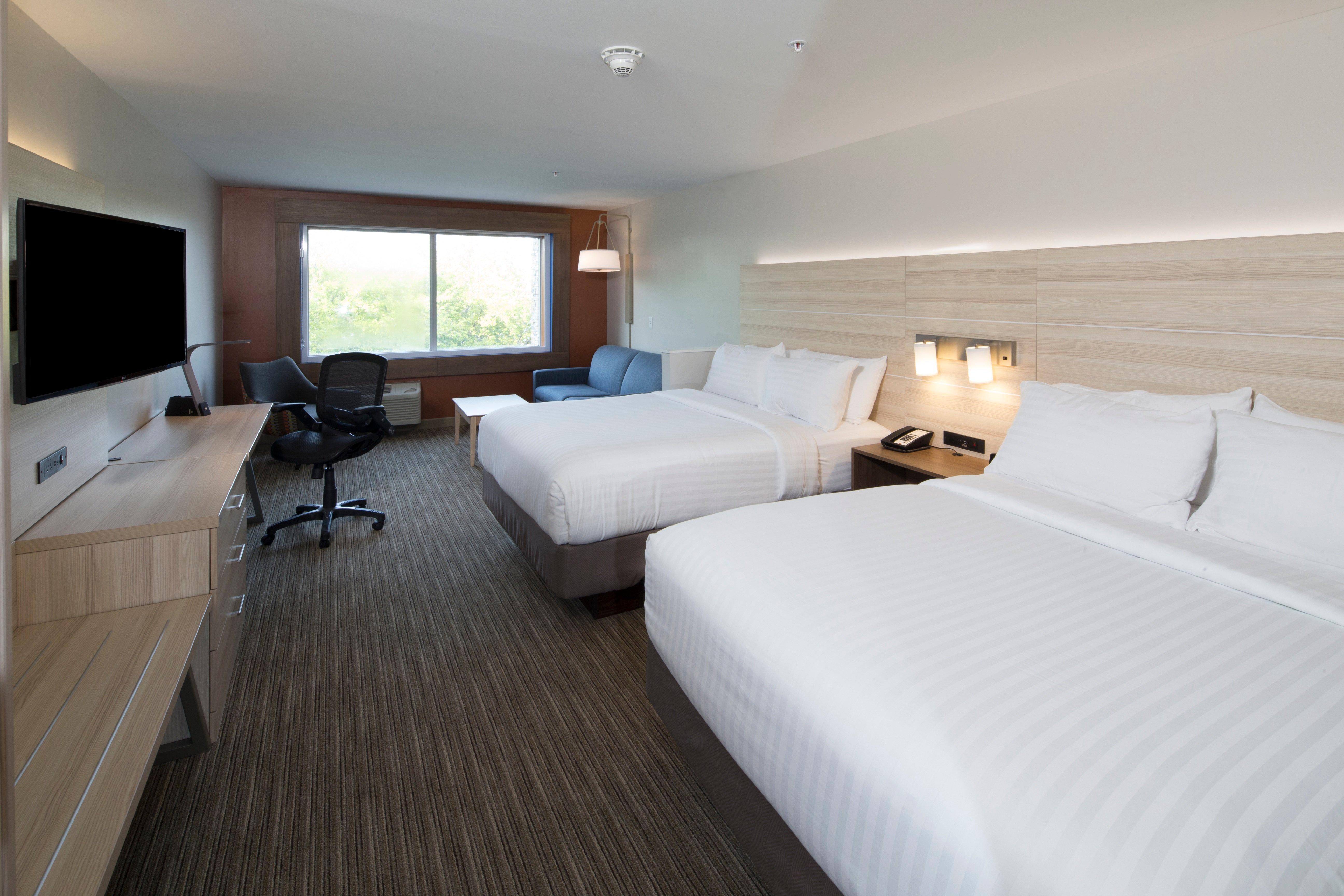 Holiday Inn Express & Suites Alpena - Downtown By Ihg Exterior photo